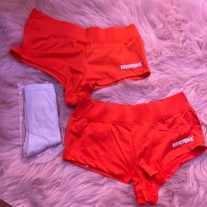 2022 New Hooters shorts